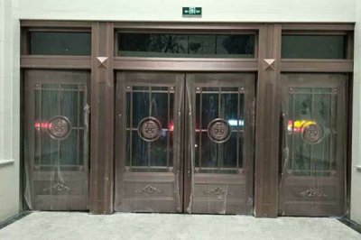 廠家是怎么制作安裝濟南銅門的
