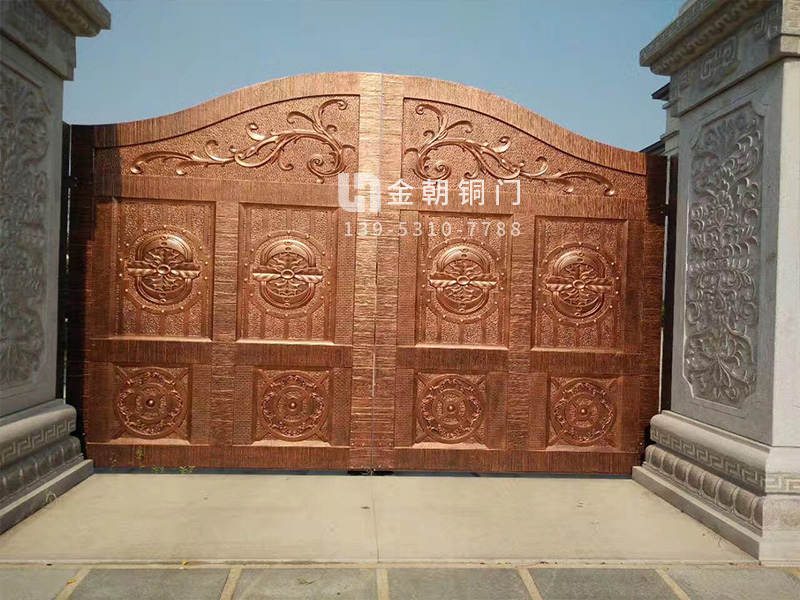 銅門